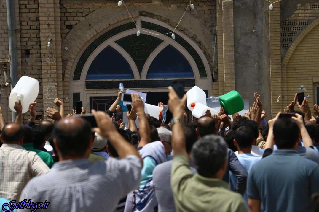 تجمع اعتراض‌آمیز مردم خرمشهر به علت شوری آب